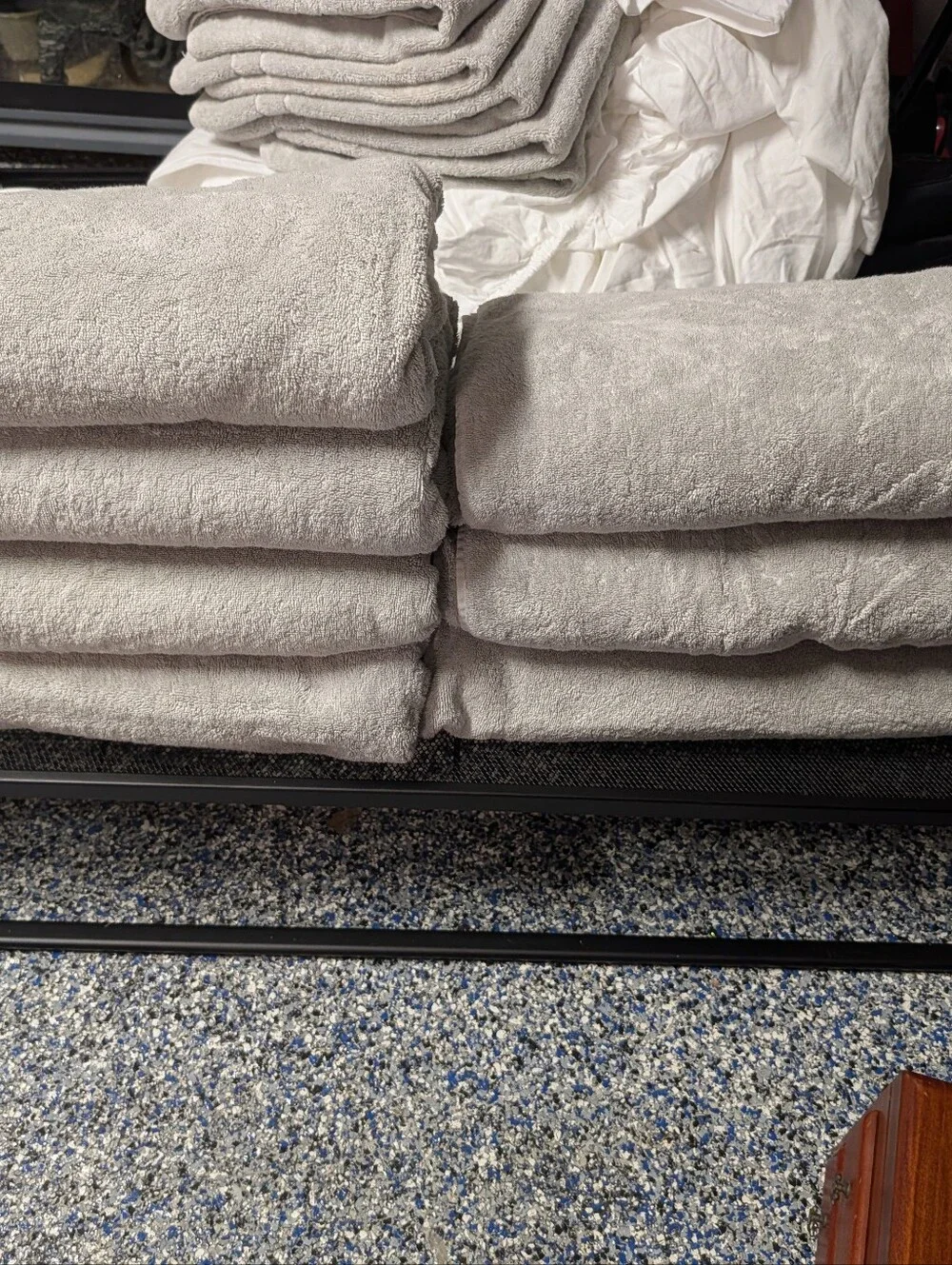 Set Cozy Earth Light Grey Bath Sheets (7) Hand Towels (5)
